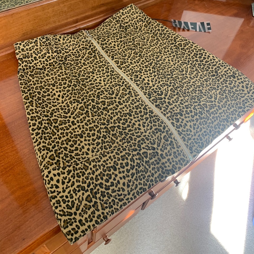 Leopard Zip-Up Skirt